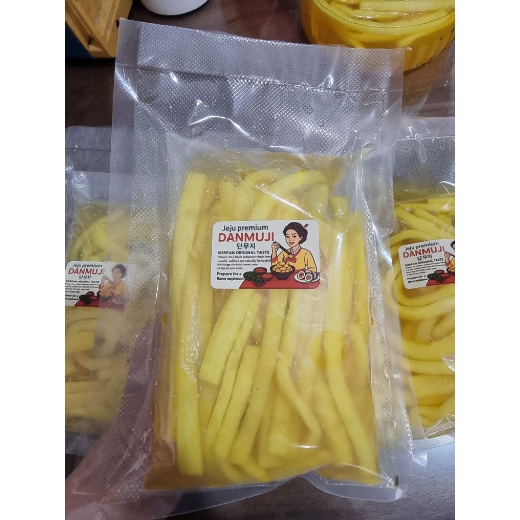 

Danmuji Panjang Isian Kimbab Manis Asam Segar Crunchy