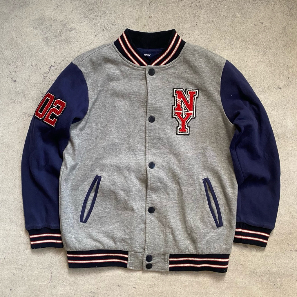 VARSITY NY (S)