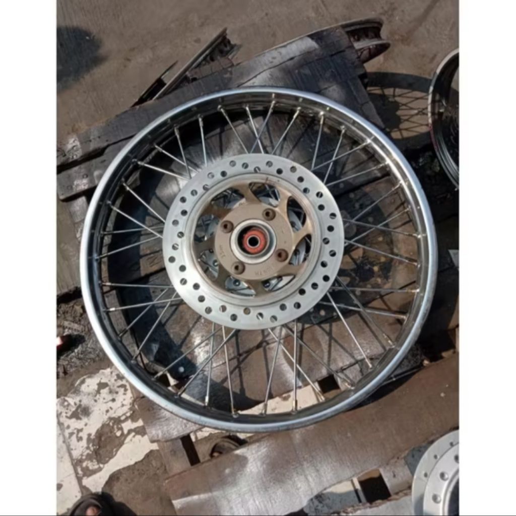 Velg/pelek jari-jari depan motor karisma / supra fit / supra X 125 ORIGINAL COPOTAN siap pakai