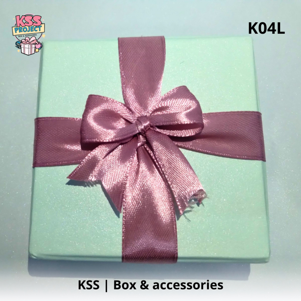 

Hardbox / box kado / kotak kado / box aksesoris / box kado berpita / box mini