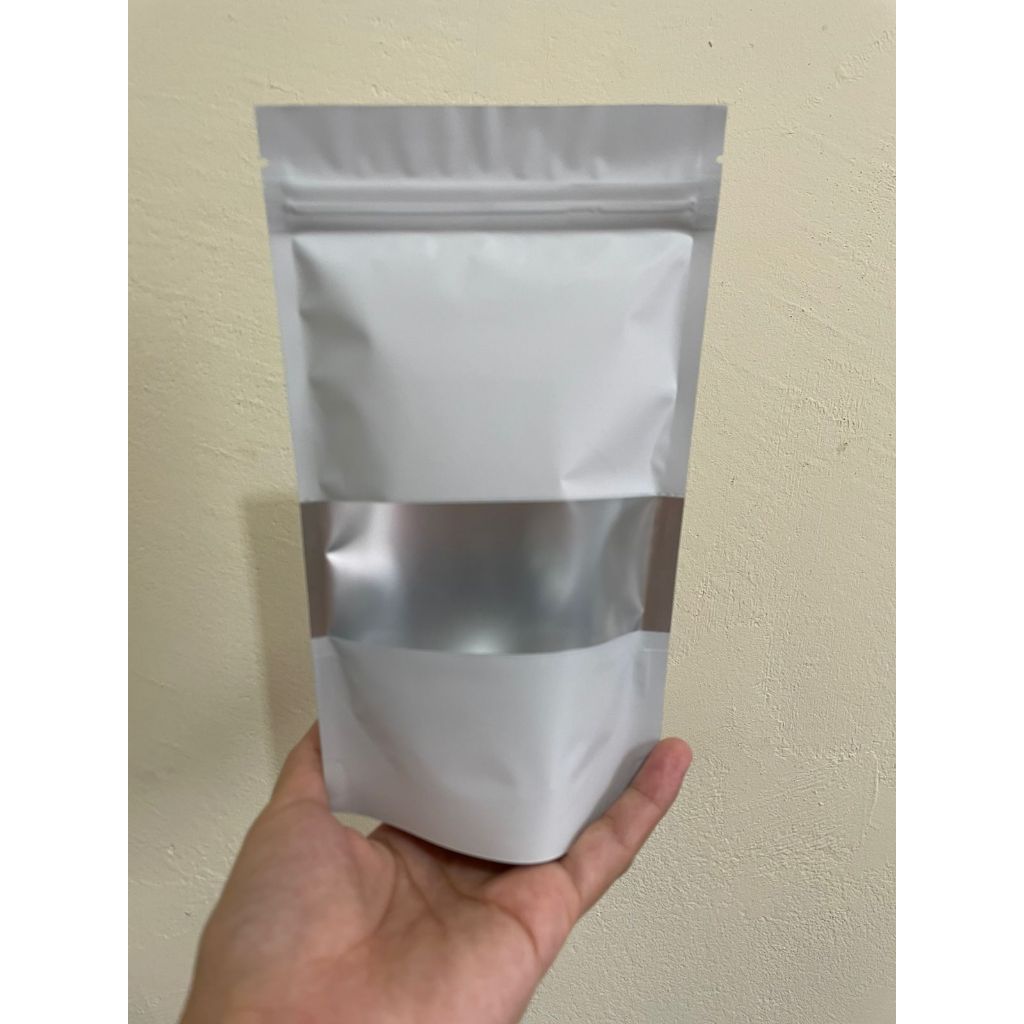 Standing Pouch Putih Ziplock Window Jendela Kemasan Snack Ukuran 12x20