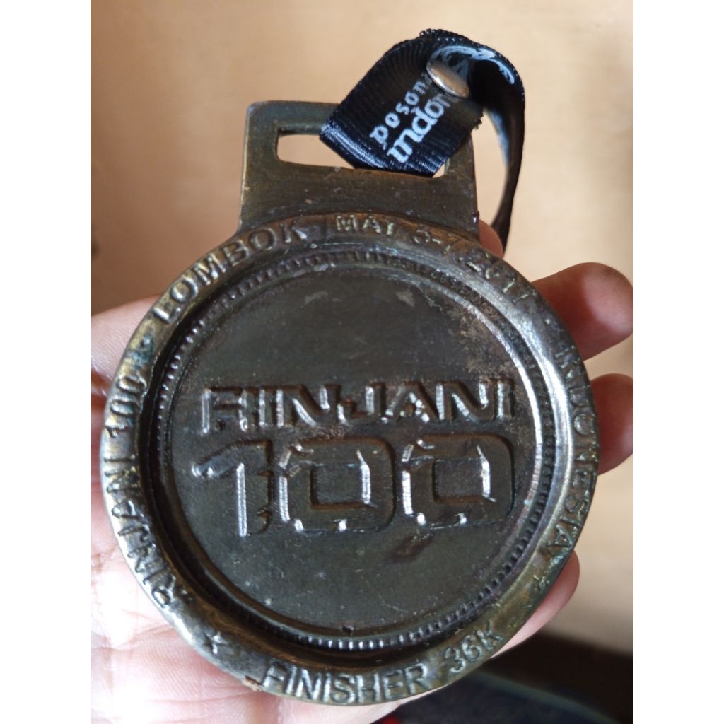 mendali running Rinjani100