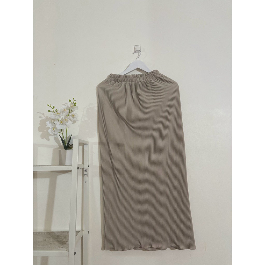 preloved ROK PLISKET