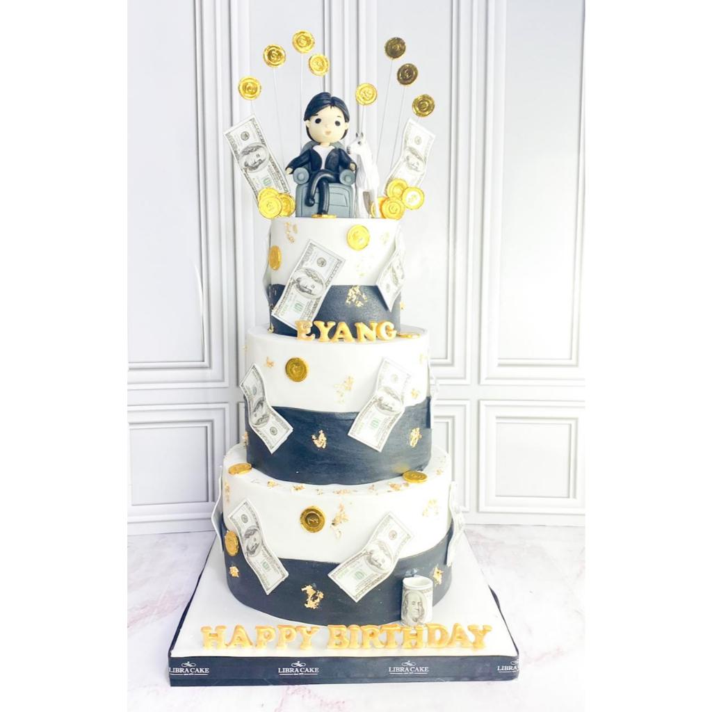 Kue Ulang Tahun/Birthday Cake/Kue Ultah tema Dollar/Dollar Cake/Kue Birthday Jakarta/ 3 Tier