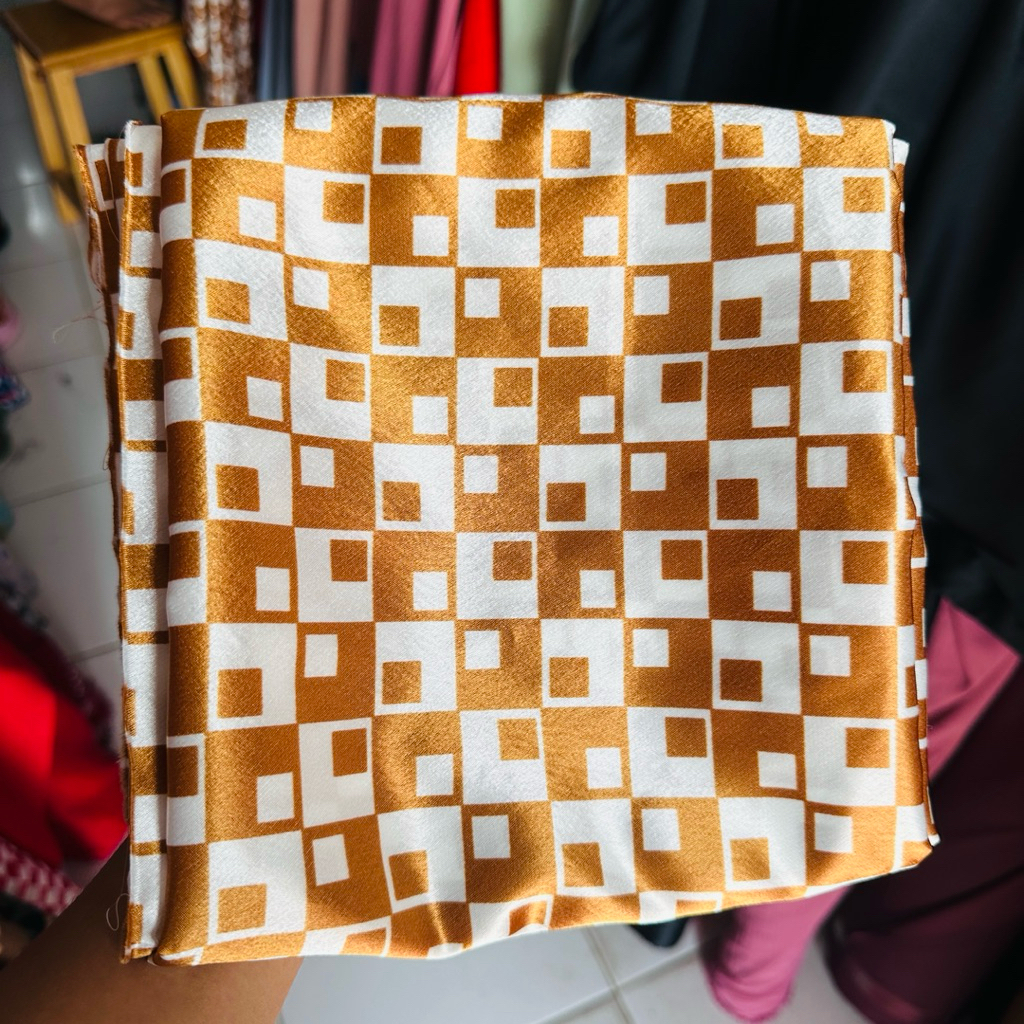Kain Satin Motif - Satin  Motif - Kain Satin Motif Abstrak - Kain Satin Meteran