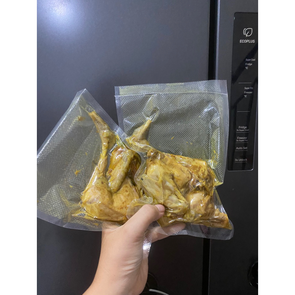 

Ayam kampung ungkep setengah ekor