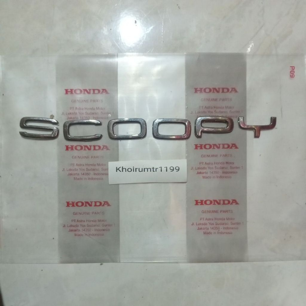 Emblem scoopy 3D timbul honda scoopy 2021 2022 huruf ( Y ) 1pcs