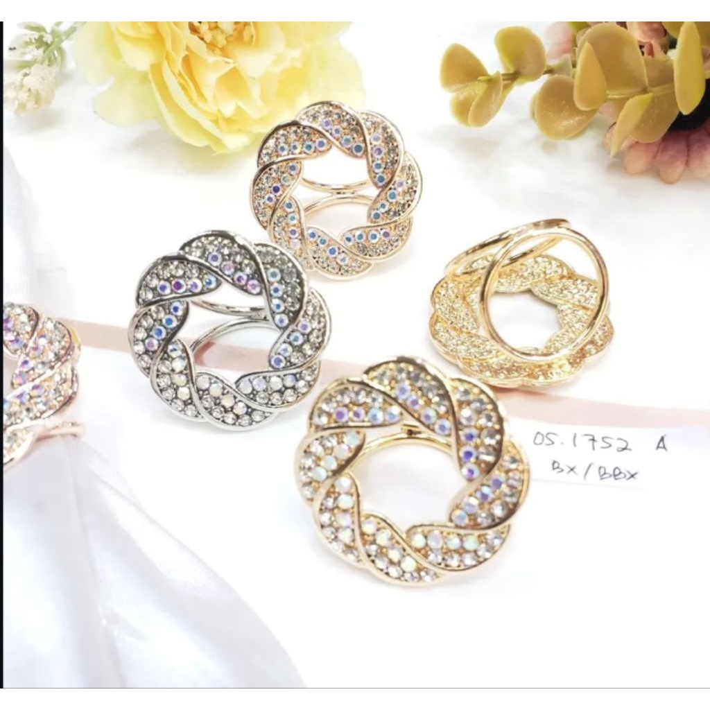 BROS, BROS KERUDUNG BROS CINCIN, BROS HIJAB, BROS BUNGA, BROS KEBAYA, BROS CINCIN KERUDUNG, BROS CAN