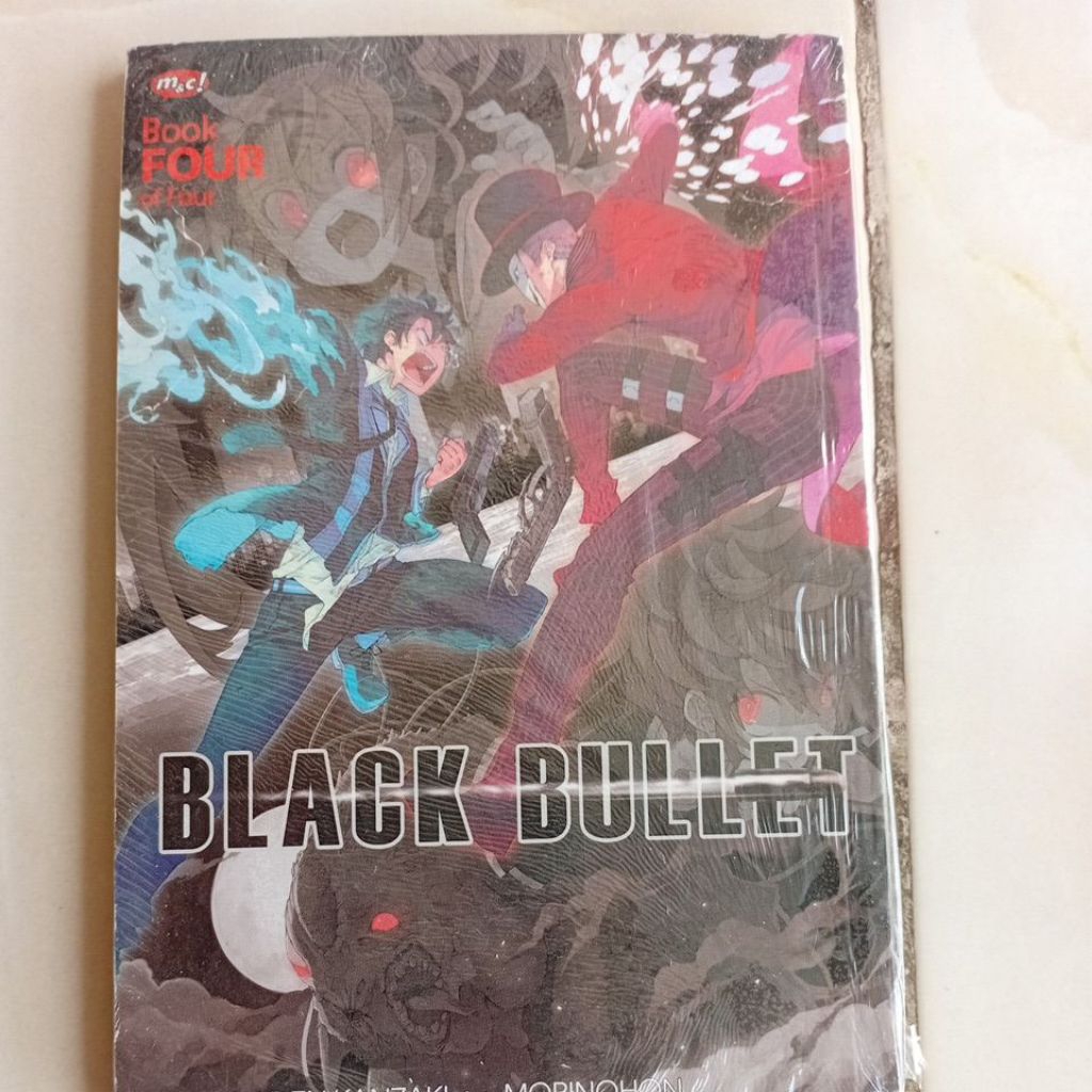 komik black bullet vol 4