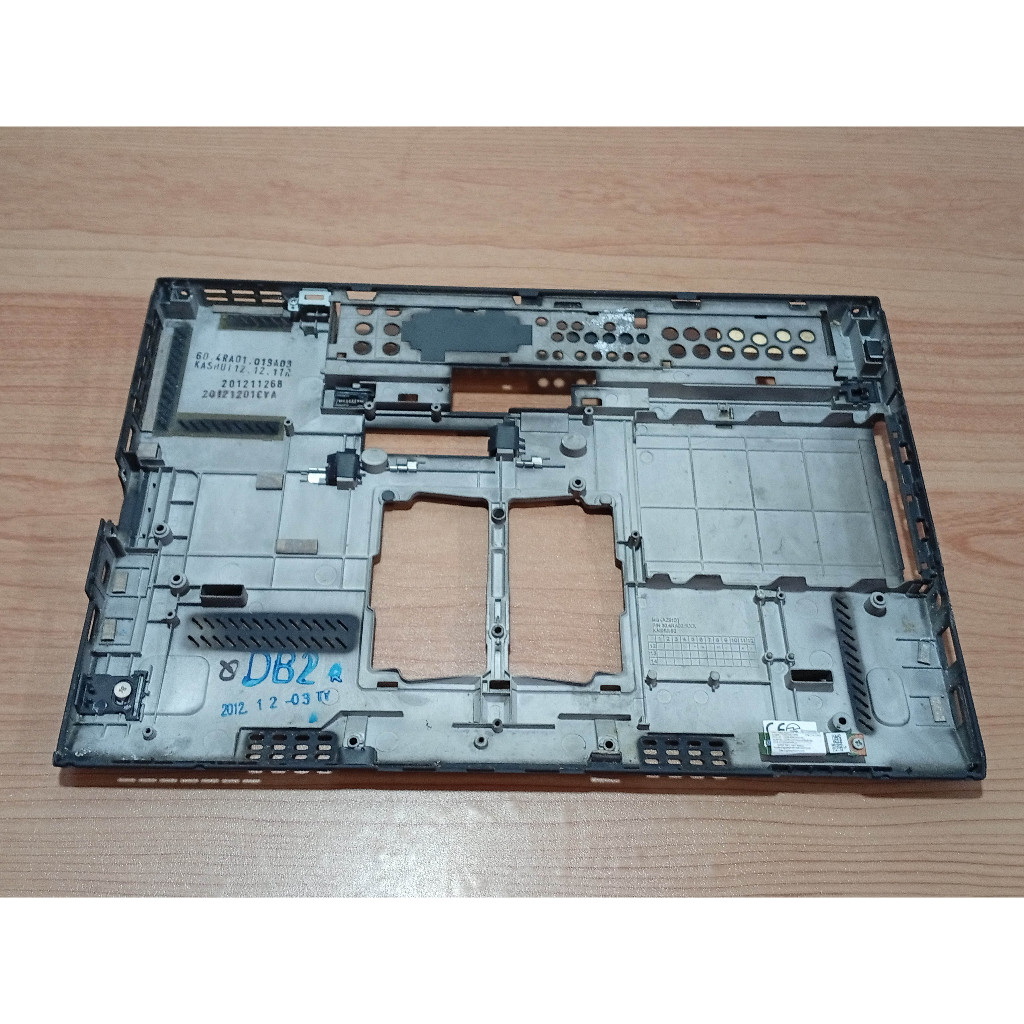 Casing bawah Laptop Lenovo Thinkpad X220