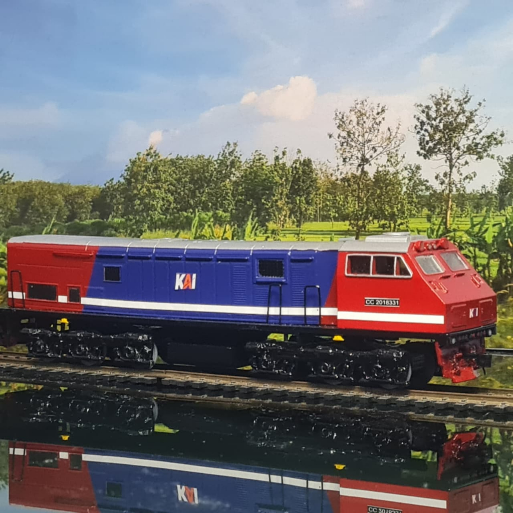 Miniatur Kereta Api - Lokomotif CC 201 Hidung Miring Livery RnB PERUMKA - Skala setara Agung Craft