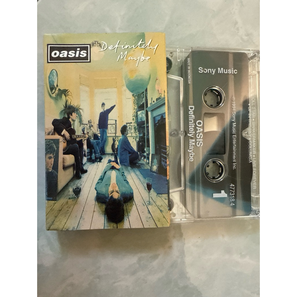 kaset oasis definitely maybe