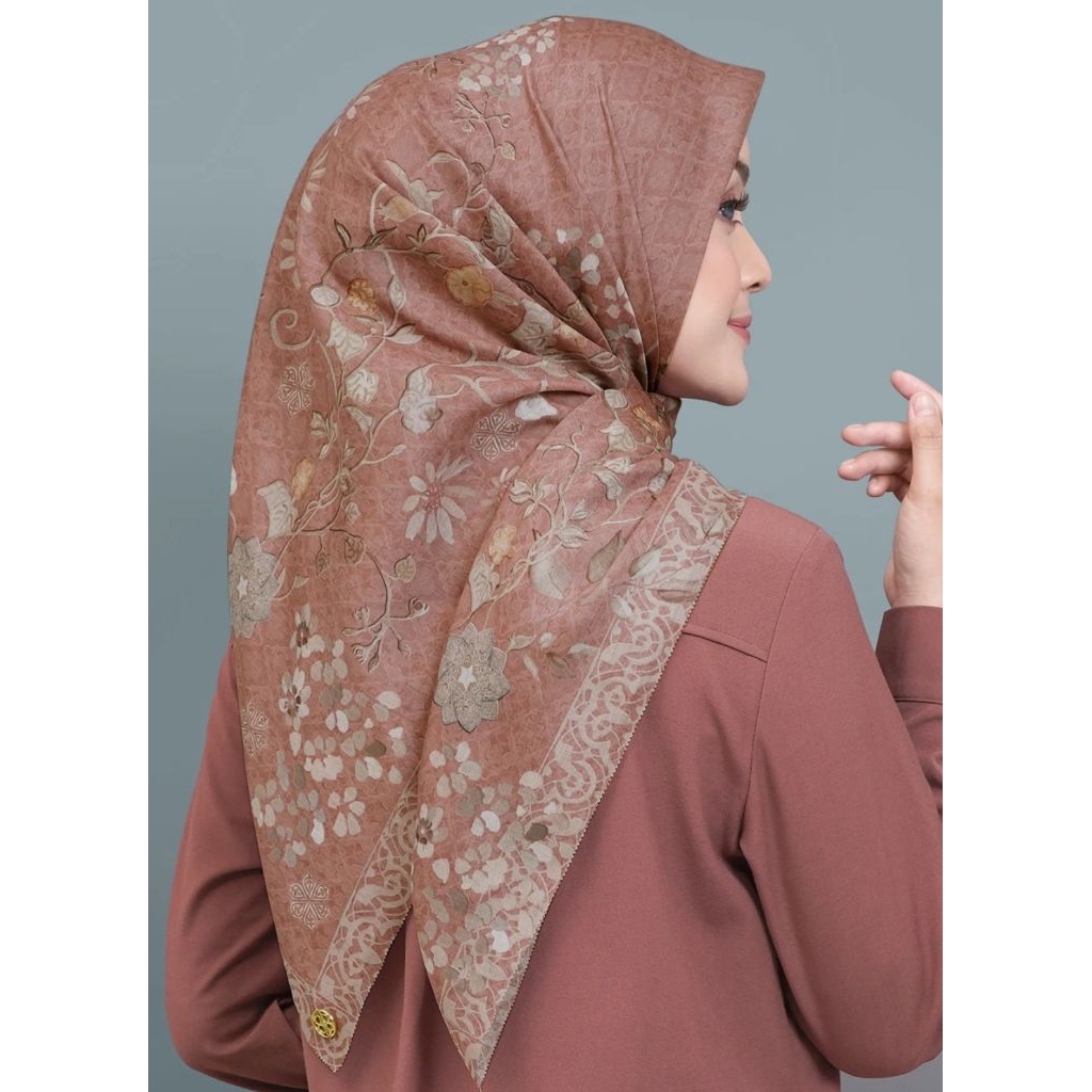 Nada Puspita As Is Malika Apricot