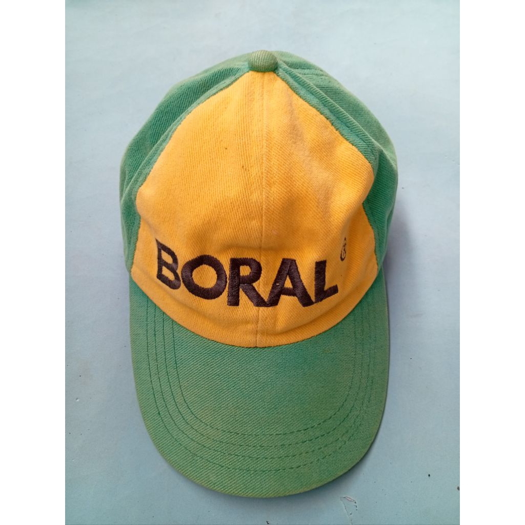 Topi Brand Familias, Boral, Rasta, Converse