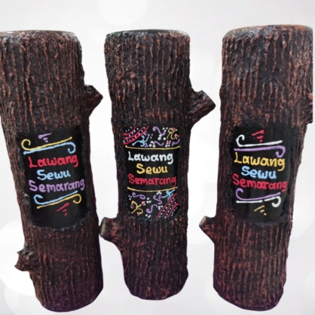 Celengan Motif Kayu Lawang Sewu Semarang