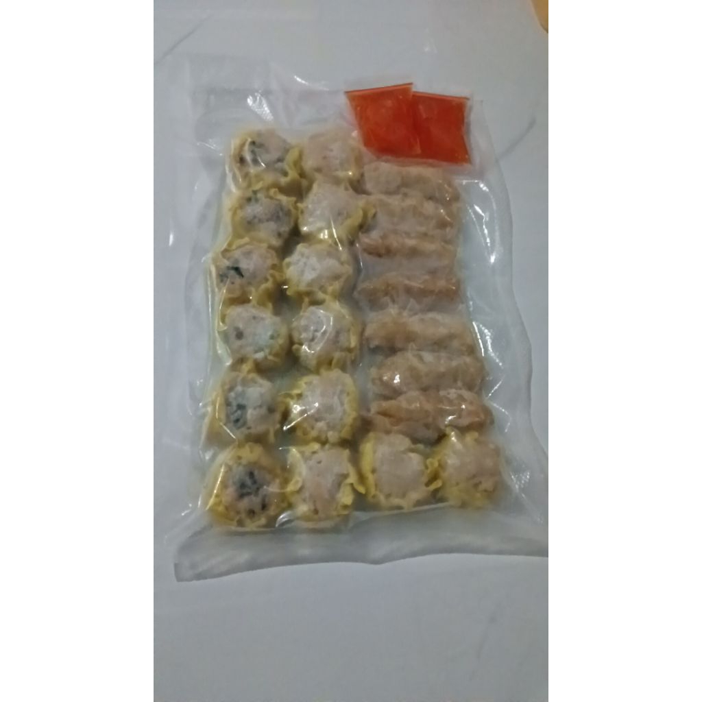

SIOMAY DIMSUM isi 20 untuk 3 varian ( ayam, rumput laut dan kembang tahu )