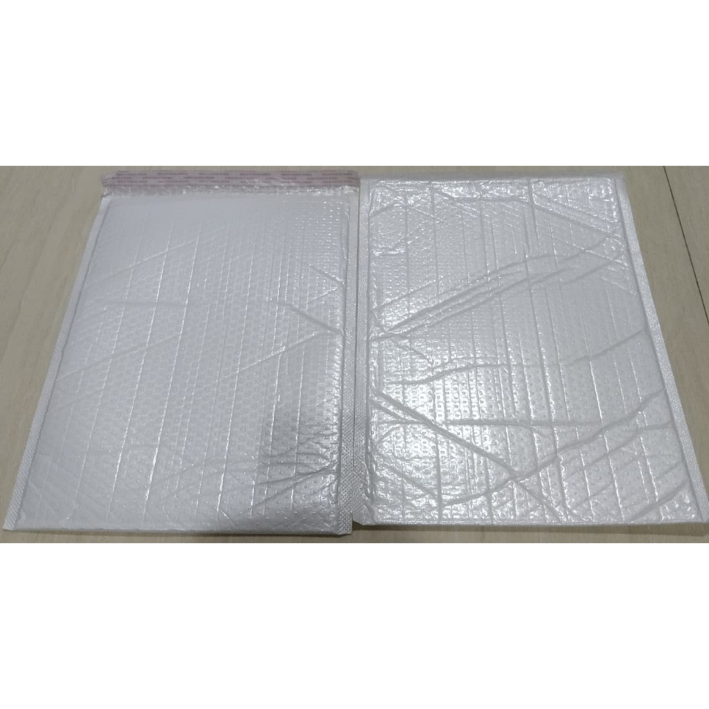 

Bubble Mailer/ Amplop Bubble Ukuran 30x42cm Warna Putih Jual PerPcs