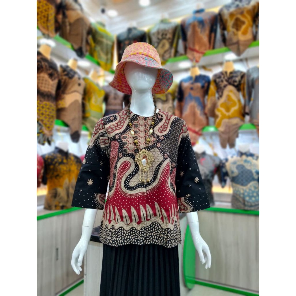 Blouse Batik Atasan Wanita Kerja Qistina Batik Bahan katun model kancing depan motif MERAHMENIRAN su