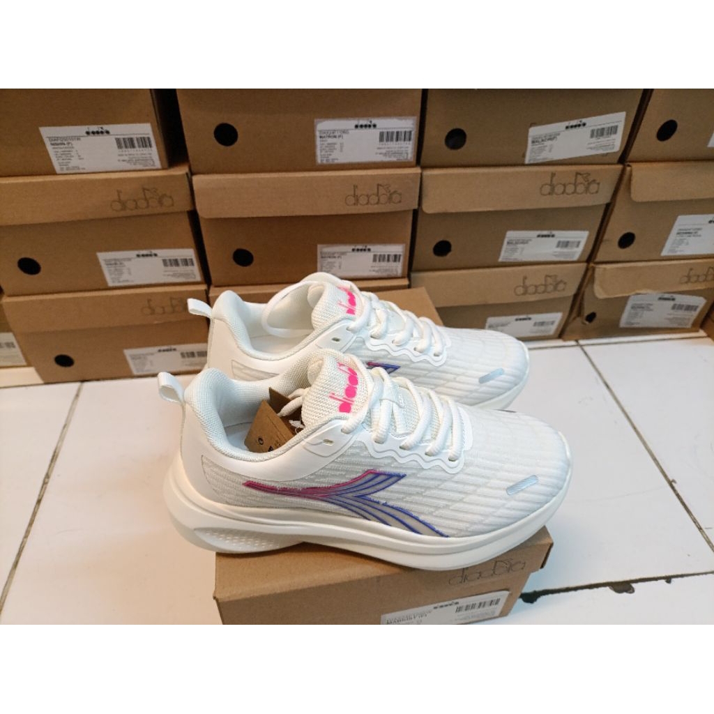 Diadora Markist white Running shoes