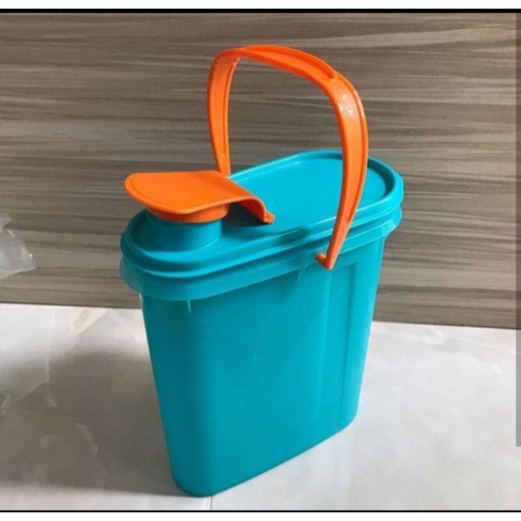 Tupperware/wadah air/teko
