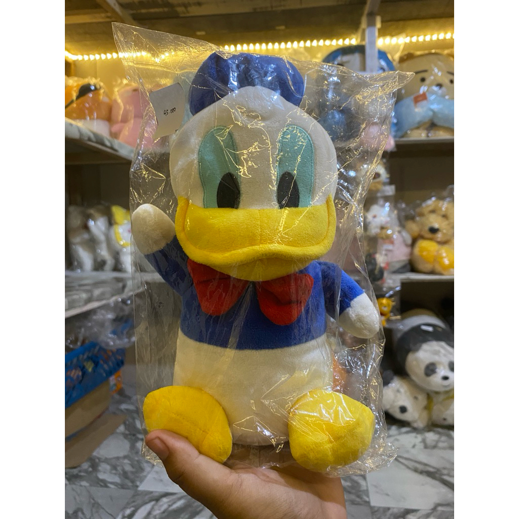 Boneka Donald Bebek