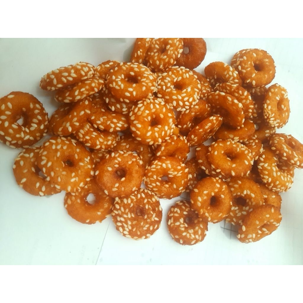

Ali agrem / kue cincin wijen isi 100pcs