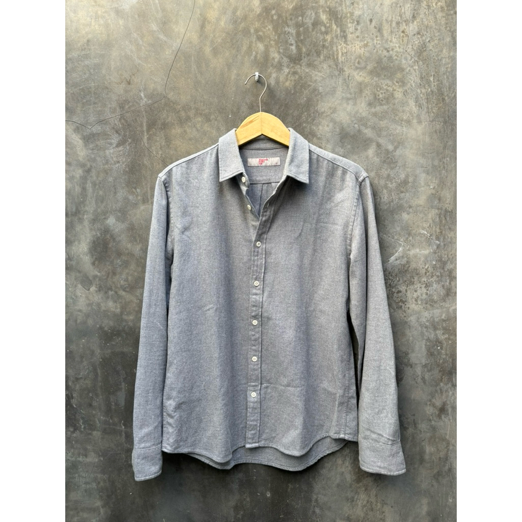 Kemeja lengan panjang flannel 8 seconds