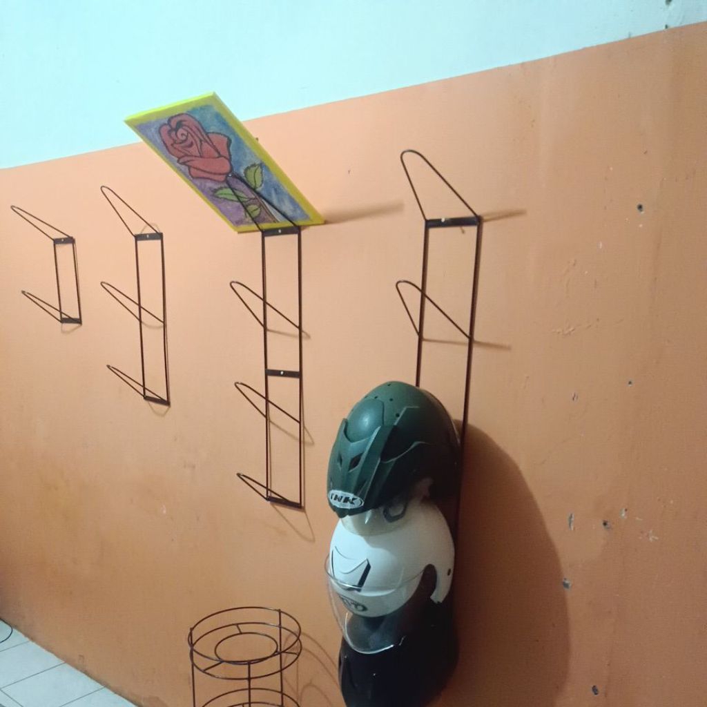 Rak helm susun 5