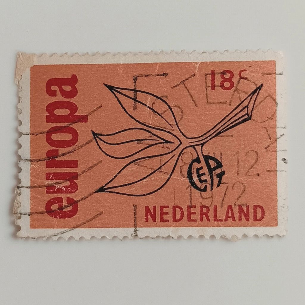 

(AD) Perangko Belanda 1965 Europa (C.E.P.T.) 1965 - Fruit 18 cent Used