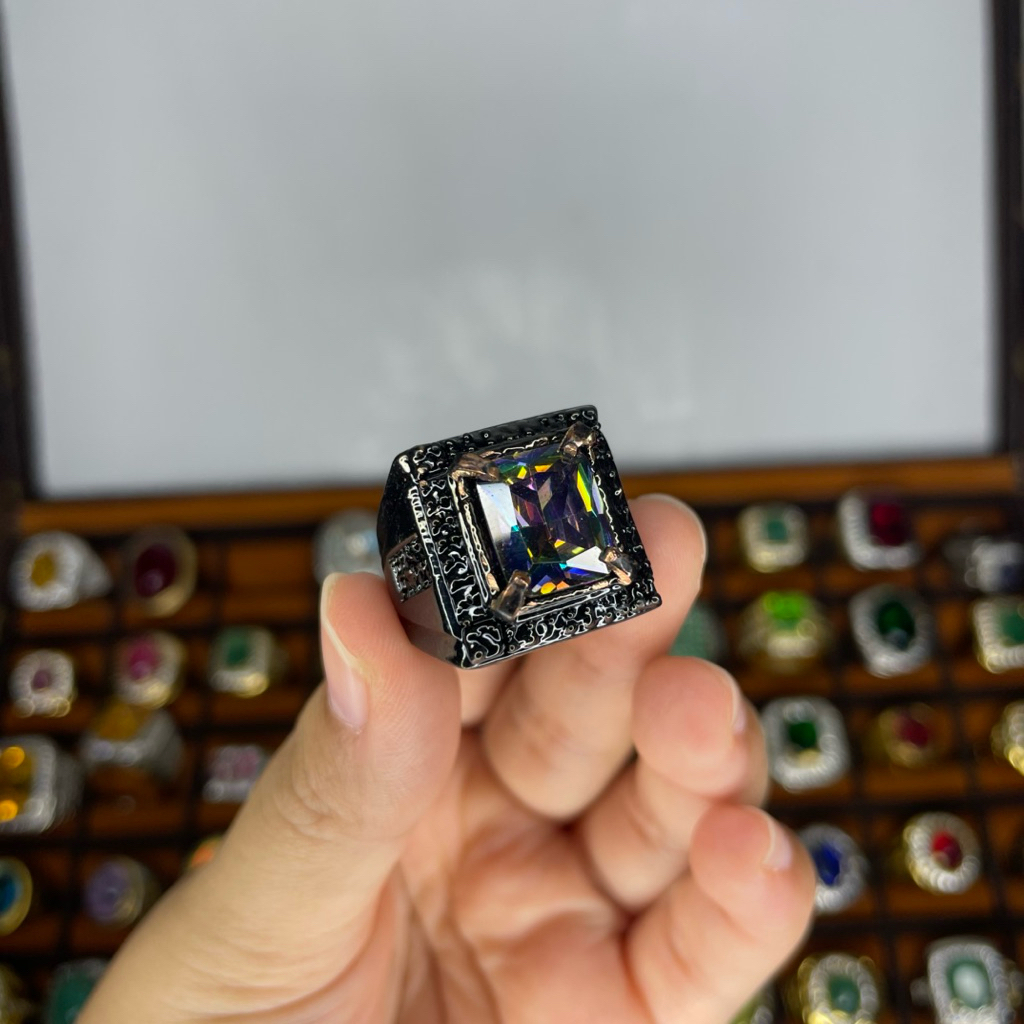 BATU CINCIN PRIA PERMATA BATU MYSTIC QUARTZ PELANGI RING TITANIUM