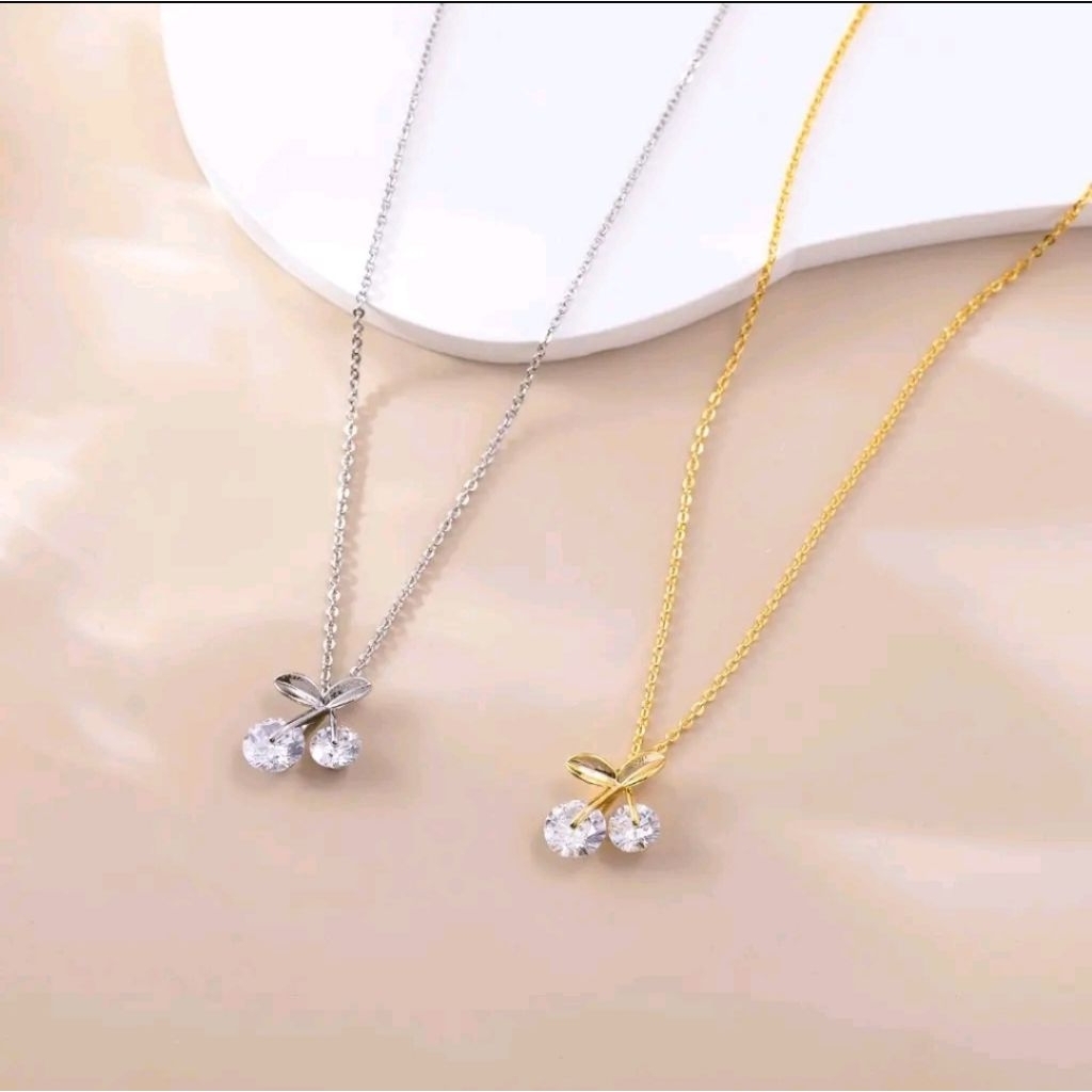 Kalung Titanium Wanita Liontin Buah Cherry Wanita Terlaris