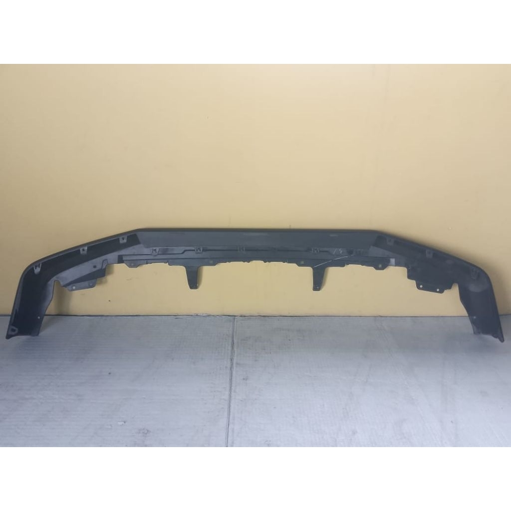 bemper bawah depan Toyota raize