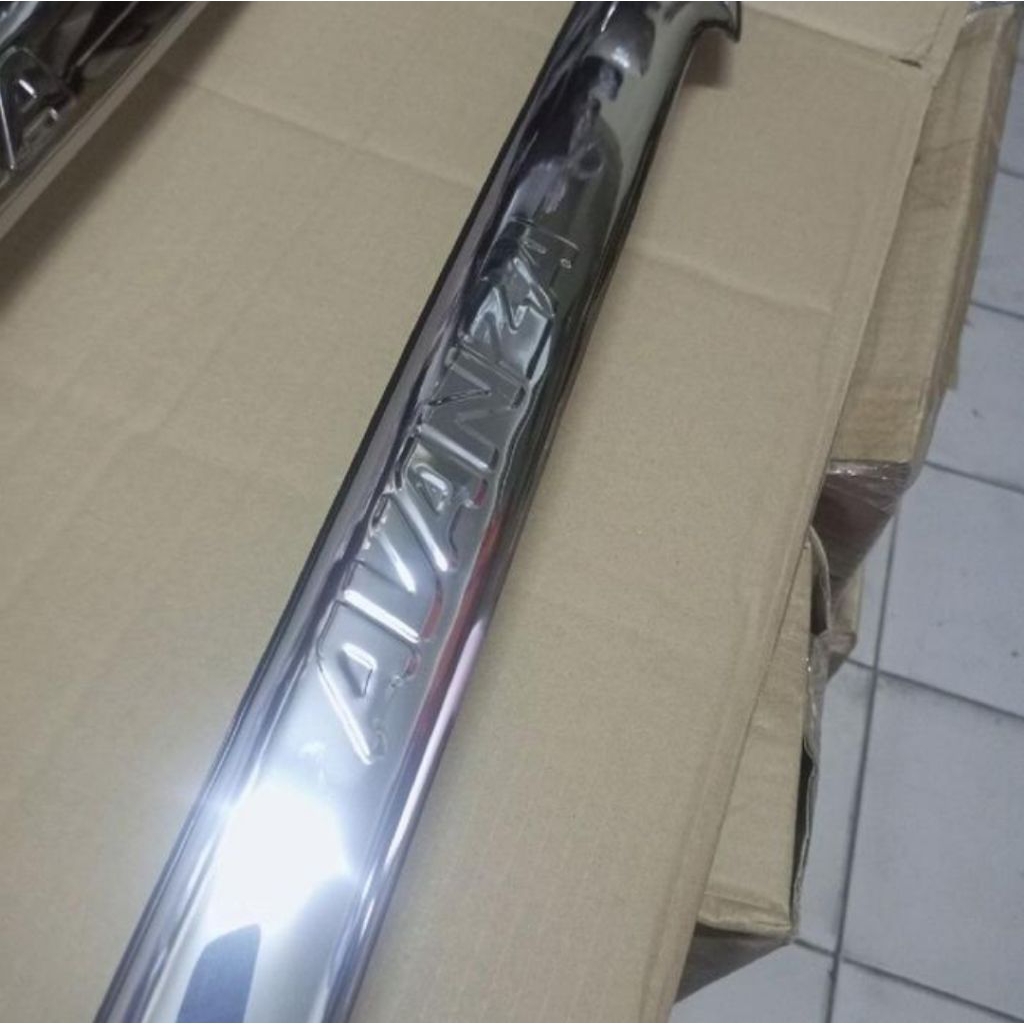trunklid list pintu bagasi belakang avanza vvti chrome