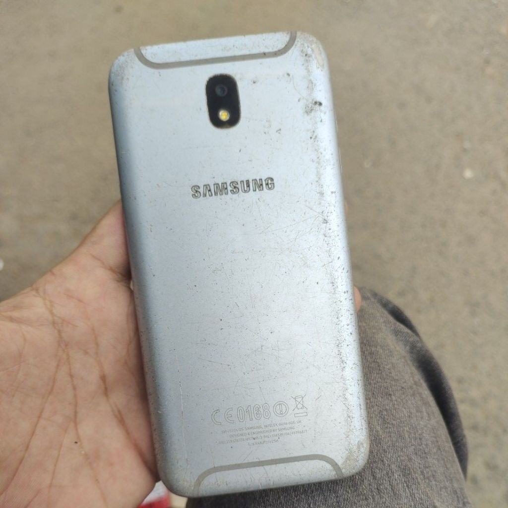 hp Samsung j5 pro RR S/N minus lcd bodi mulus tobol semuah normal