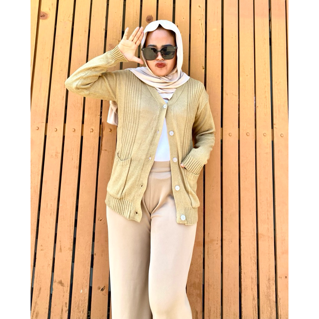 Cardigan rajut wanita / cardigan saku depan / kardigan kancing 5 / kardigan premium