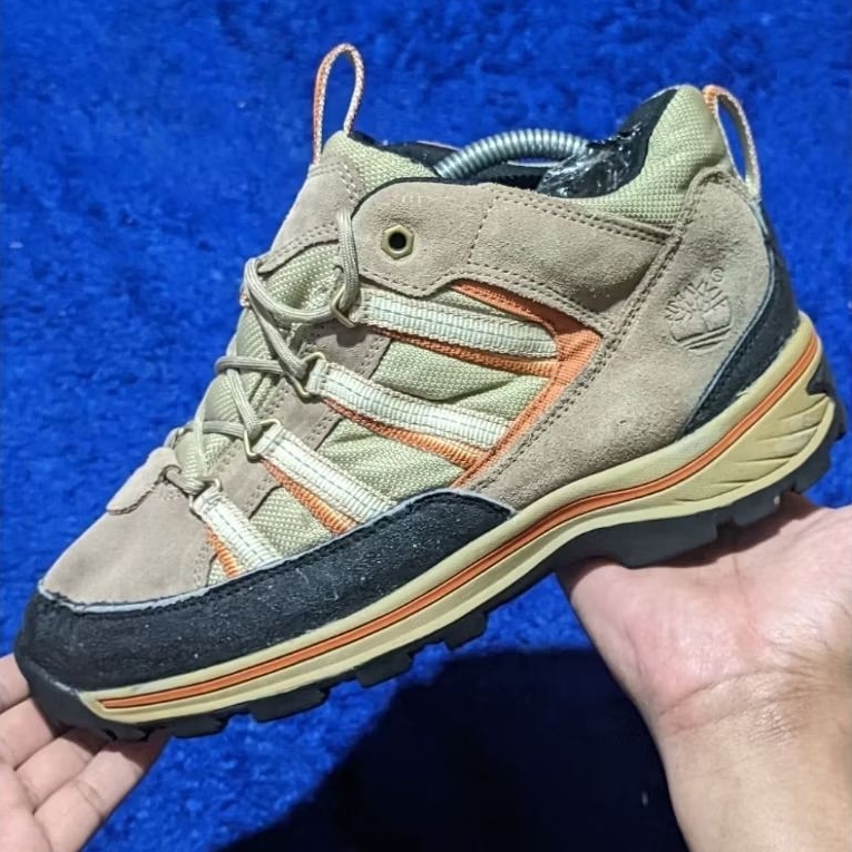 SECOND OUTDOOR ORIGINAL TIMBERLINE