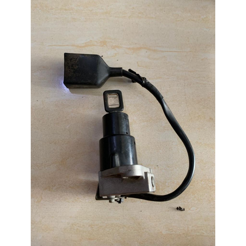 Kunci kontak ninja rr