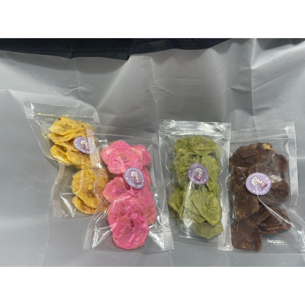 

kripik pisang nyoklat kriuk isi 4 ,bisa satu rasa bisa campur