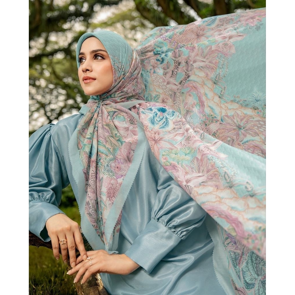 Buttonscarves Forestis - Aquamarine