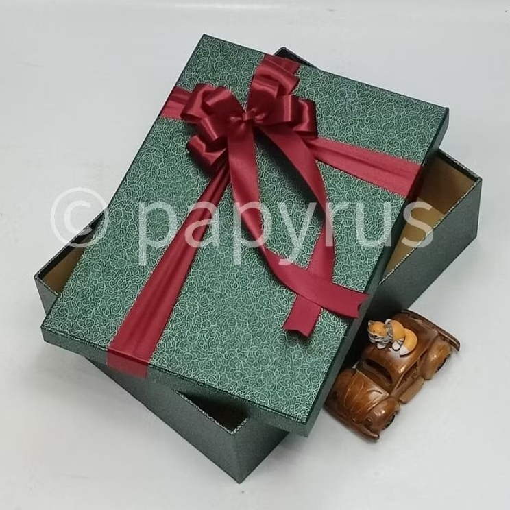 

PAPYRUS 25x35 Tinggi 8cm Kotak Kado Gift Box Hardbox Hampers Hadiah V2