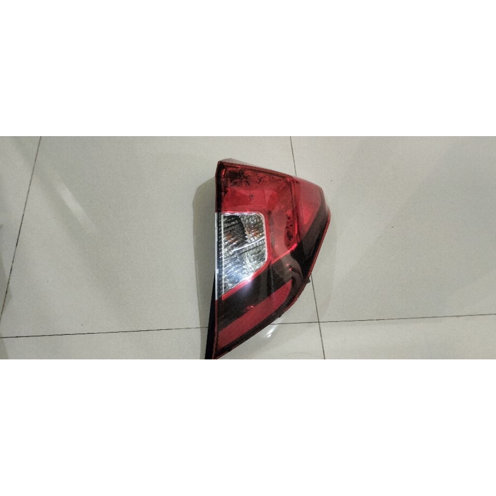 stoplamp lampu rem Honda jazz GK5 ORIGINAL bagian kanan