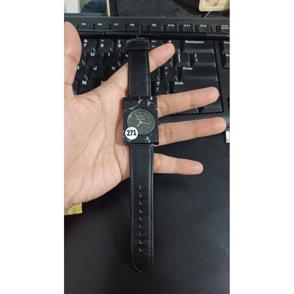 jam tangan wanita hitam original