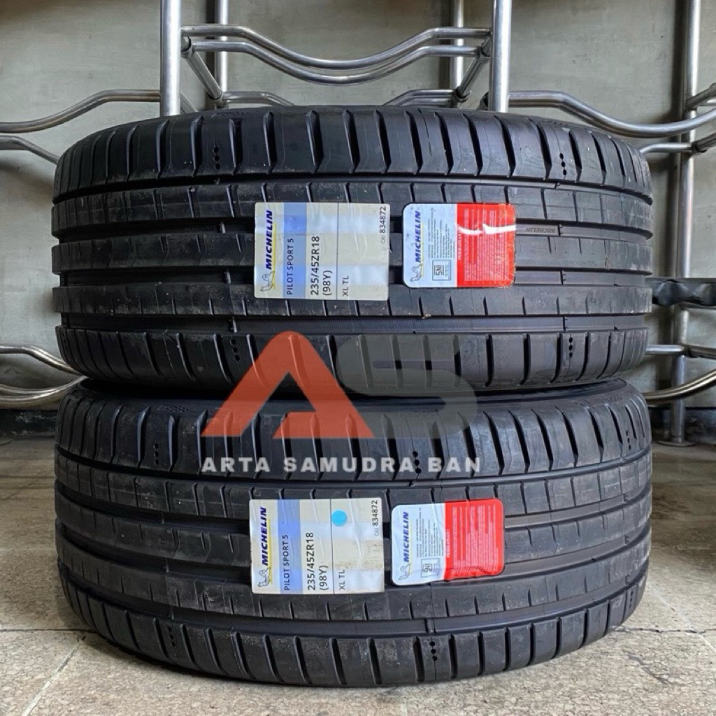 Ban Michelin Pilot Sport 5 PS5 235 / 45 R 18 R18