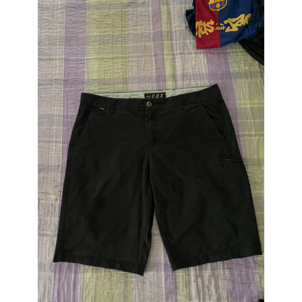 celana pendek fox stussy