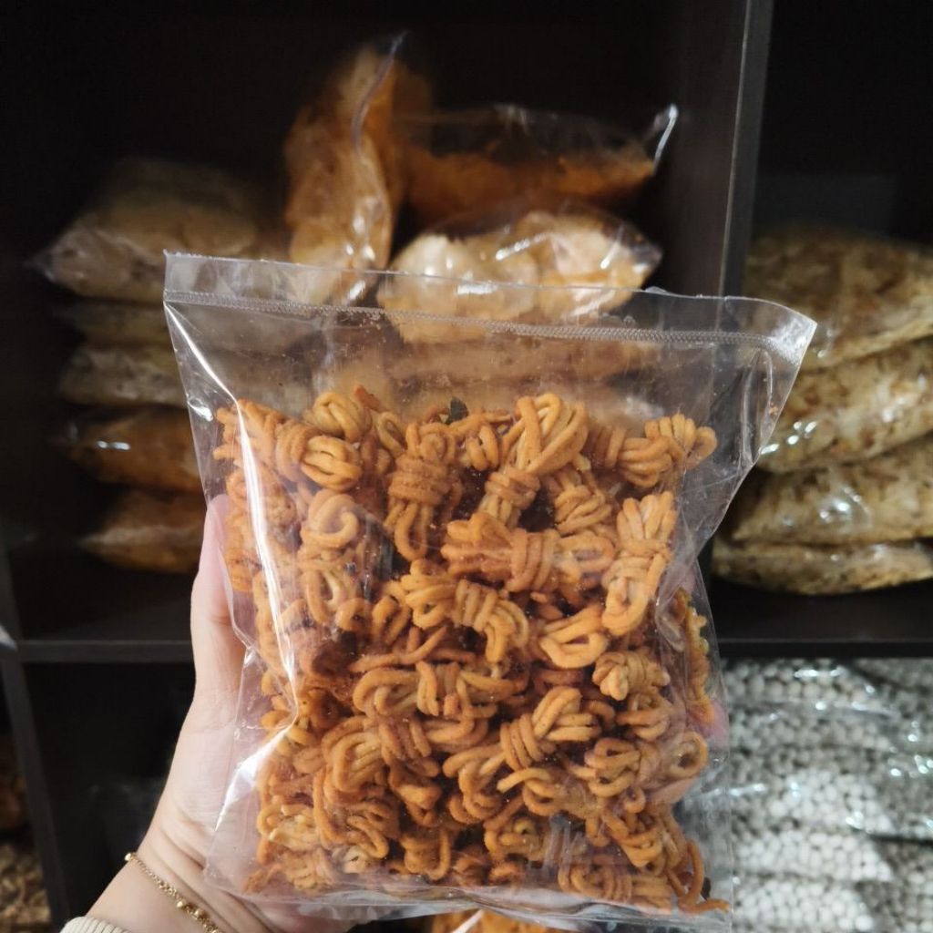 

mie gulung pedas & ori 200gram