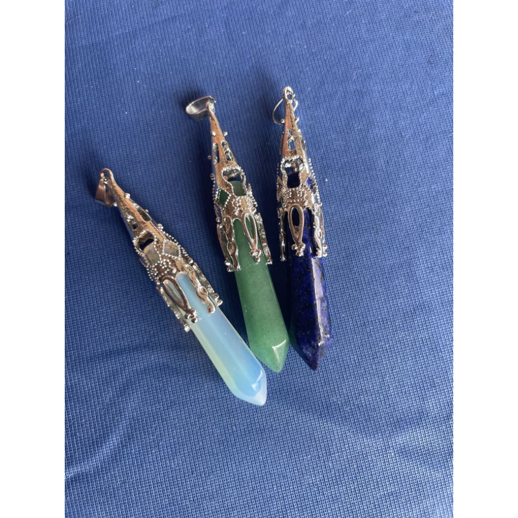 LIONTIN BATU OPAL DAN GREEN AVENTURIN