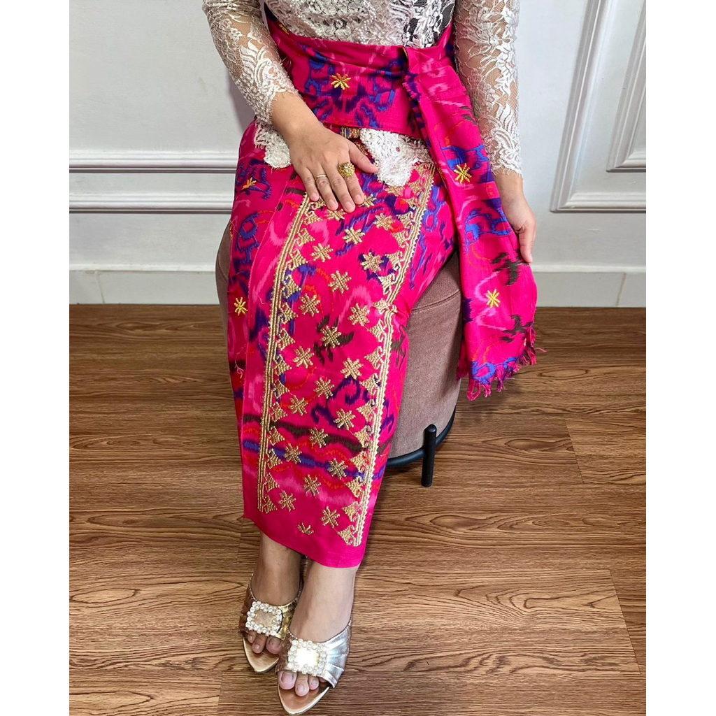 Katun motip endek tumpal tabur emas free slendang