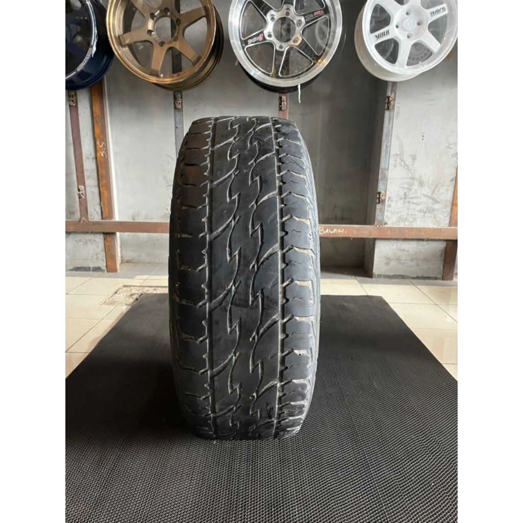 ban seken bridgestone 265/65 r17