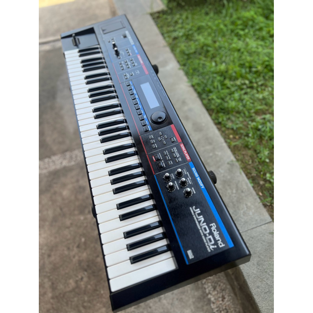 Keyboard Synthesizer Roland Juno Di + Gigbag