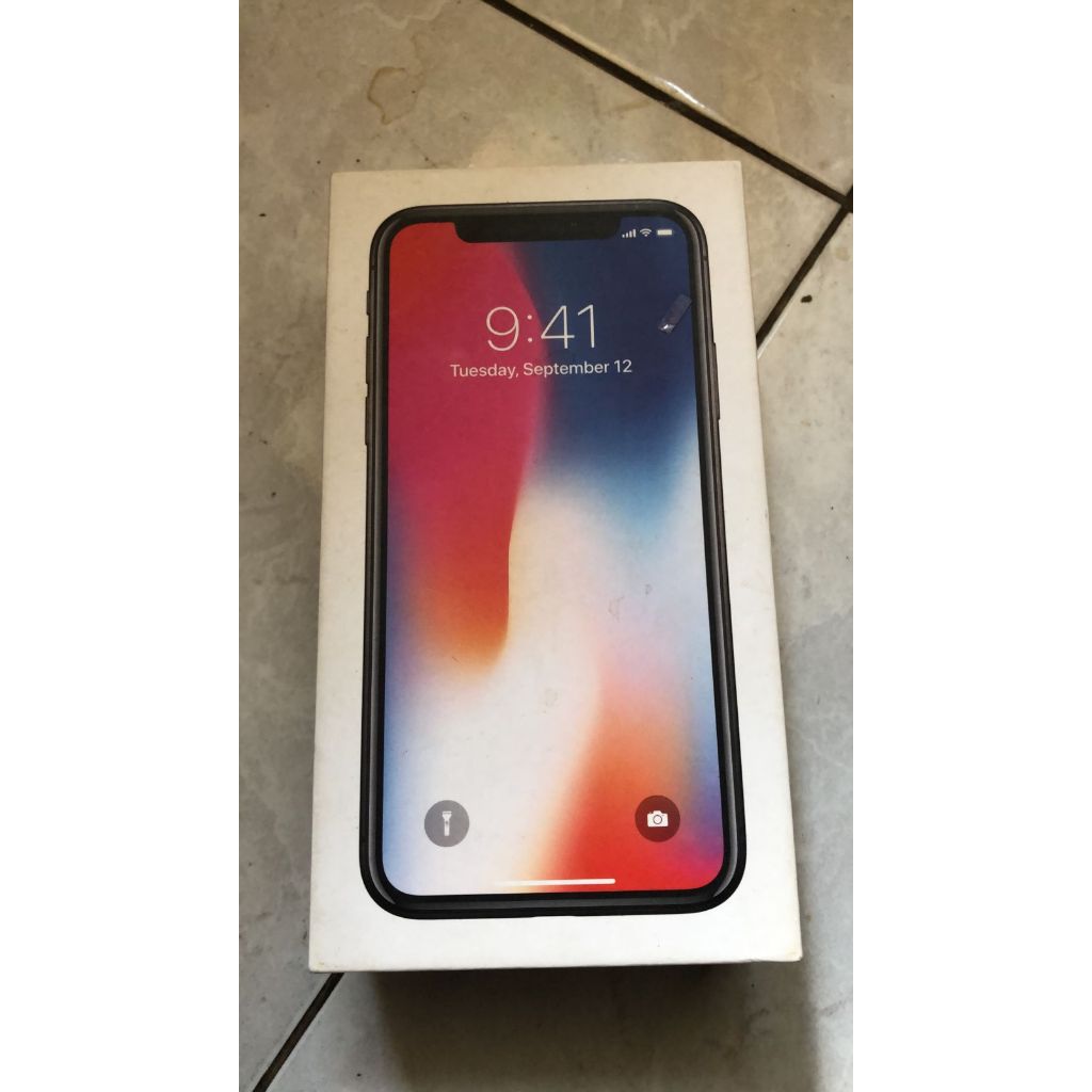 Iphone X 64GB BNIB Lama Tersimpan Baru